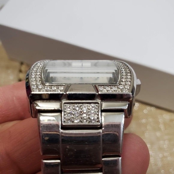 Guess Silver Tone Large Big Face Watch - Picture 2 of 5